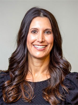 Dr. Lee - Orthodontist in Warren, OH